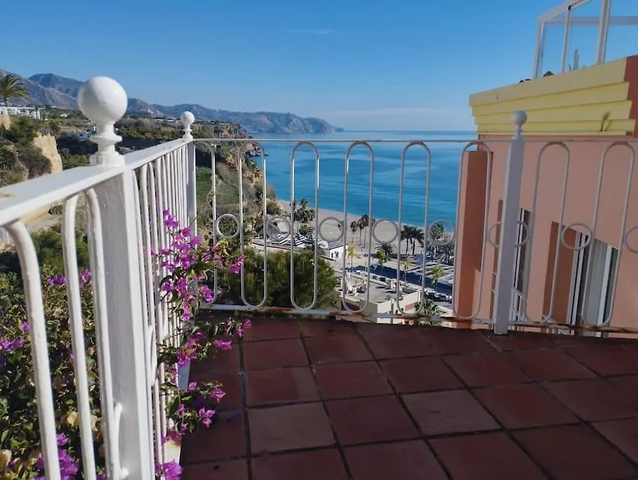 Amazing 3 Bedroom Townhouse Close To Burriana, Nerja 0*,