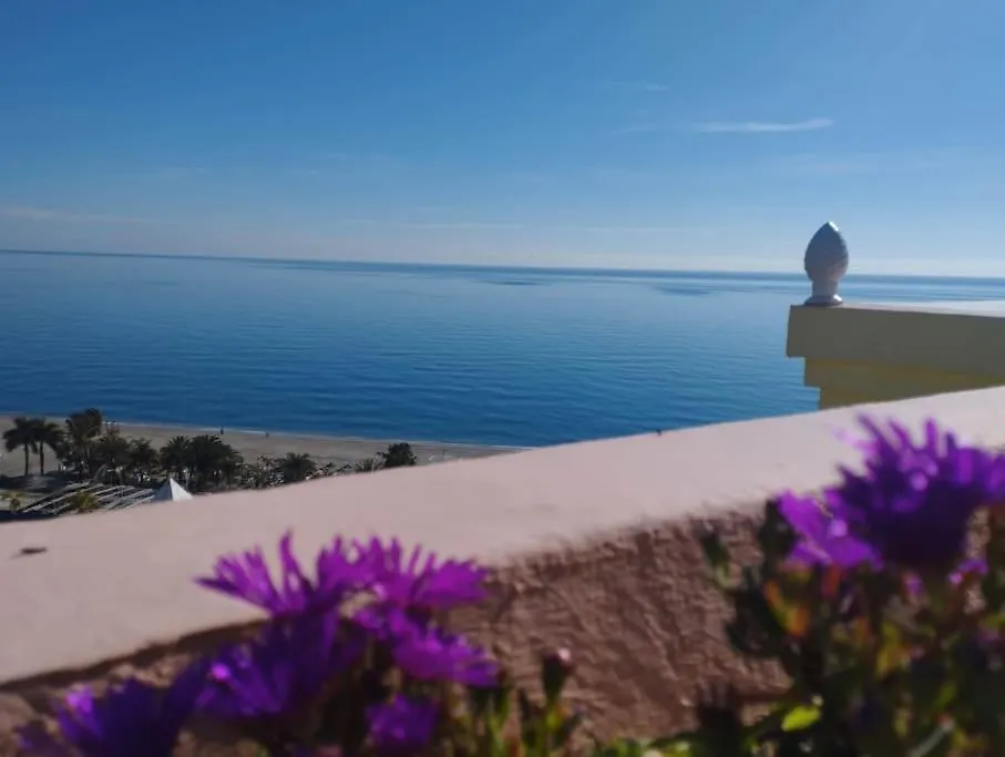 Amazing 3 Bedroom Townhouse Close To Burriana, Nerja Apartment